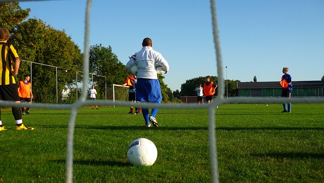 靠更紧密的 靠更紧密的