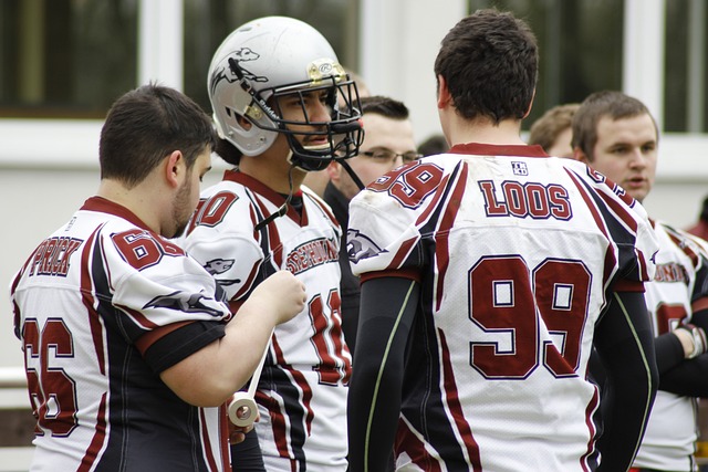 [NBA]鲍尔25+8 黄蜂主场大胜尼克斯.